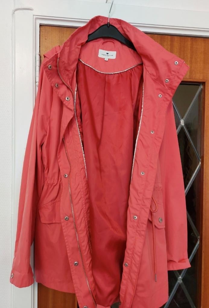 Veste coupe-vent Imperméable Tom Tailor - Tout Neuf !, Vêtements | Femmes, Enlèvement ou Envoi, Tom Tailor, Orange, Taille 42/44 (L)
