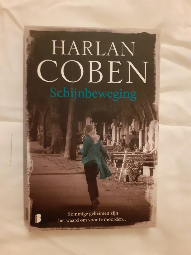 Schijnbeweging van Harlan Coben, Ophalen of Verzenden, Zo goed als nieuw