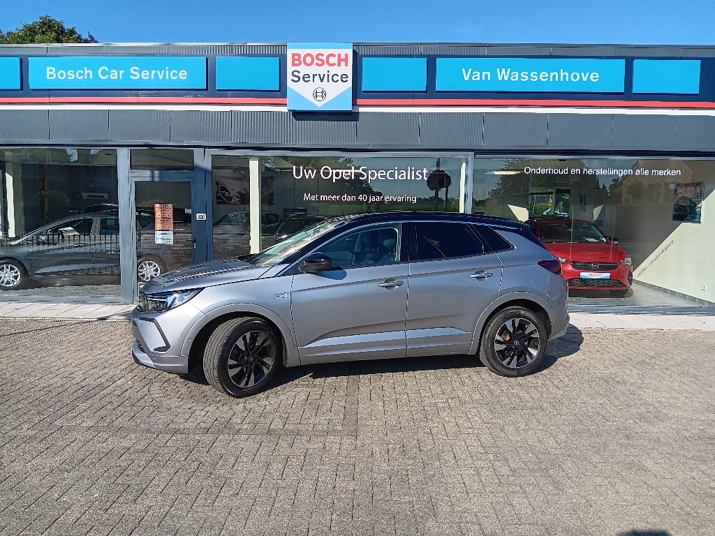 Opel Grandland GS 1.2 benz grijs 130 pk bj. 09/2024 38735 km, Auto's, Grandland, 1199 cc, 5 deurs, Particulier