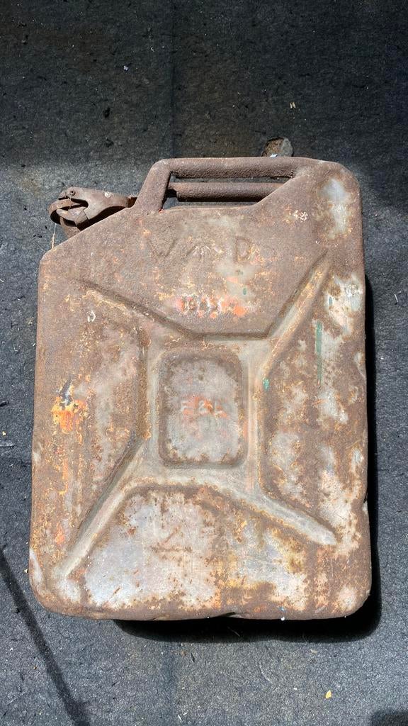 Jerrycan anglais  1943, Collections, Objets militaires | Seconde Guerre mondiale, Enlèvement ou Envoi