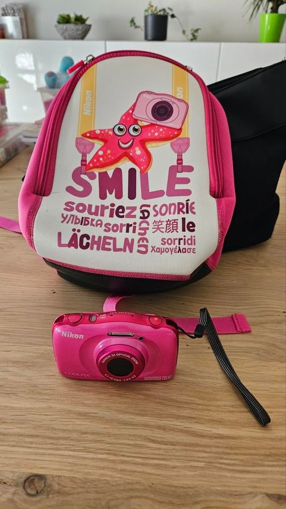 Nikon Coolpix S33 Pink, backpack ! VERZAMELAARSITEM, Compact, Ophalen of Verzenden, Zo goed als nieuw, Nikon