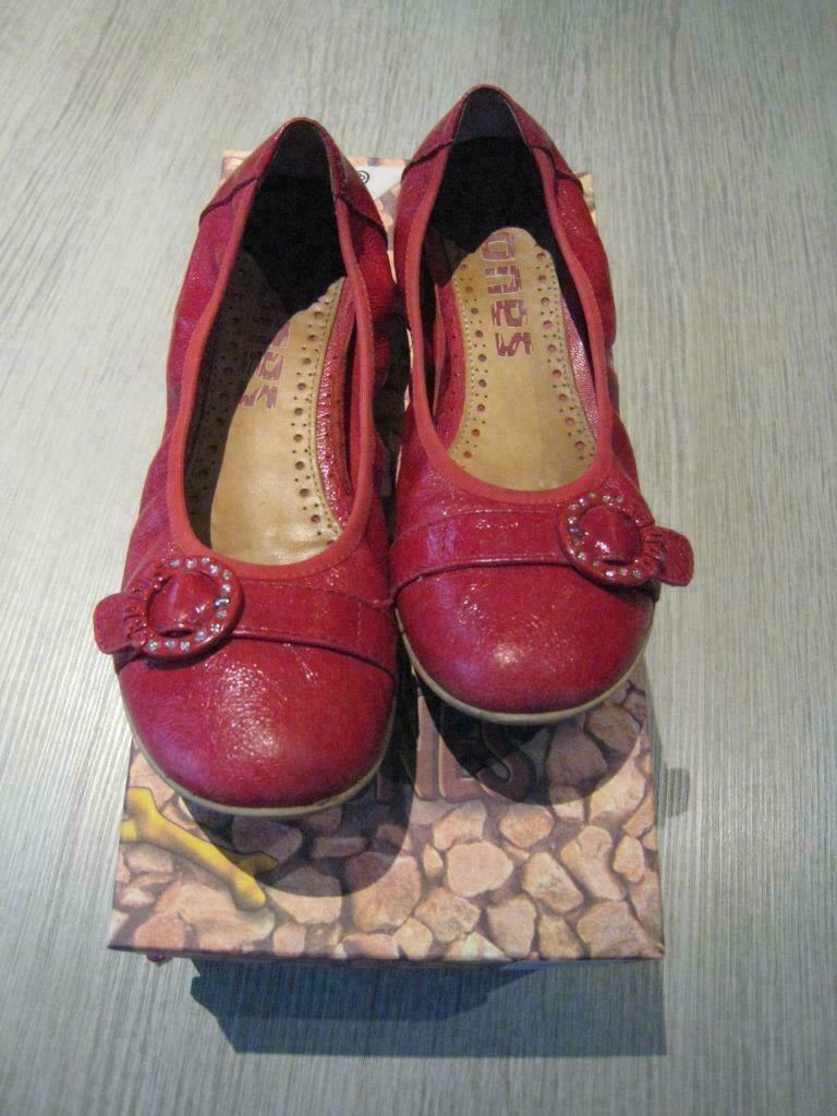 Ballerina's rood - maat 34, Meisje, Schoenen, Zo goed als nieuw, Stones and Bones
