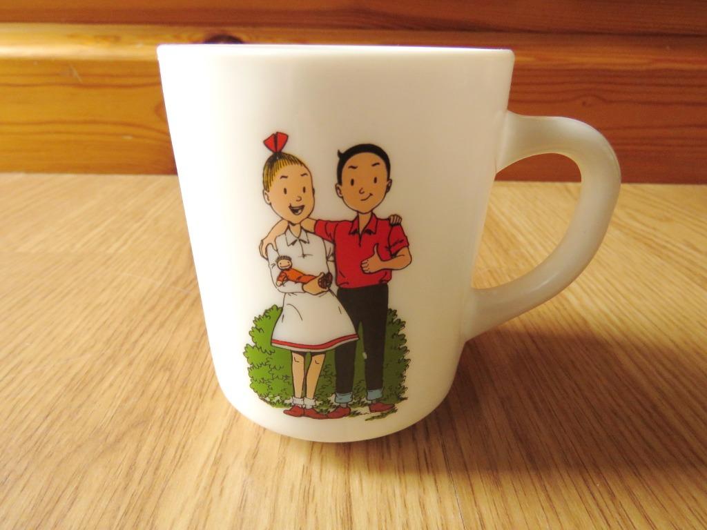 superbe mug tasse Bob et Bobette Suske Wiske en arcopal 1995, Huis en Inrichting, Ophalen of Verzenden, Zo goed als nieuw, Kop(pen) en/of Schotel(s)