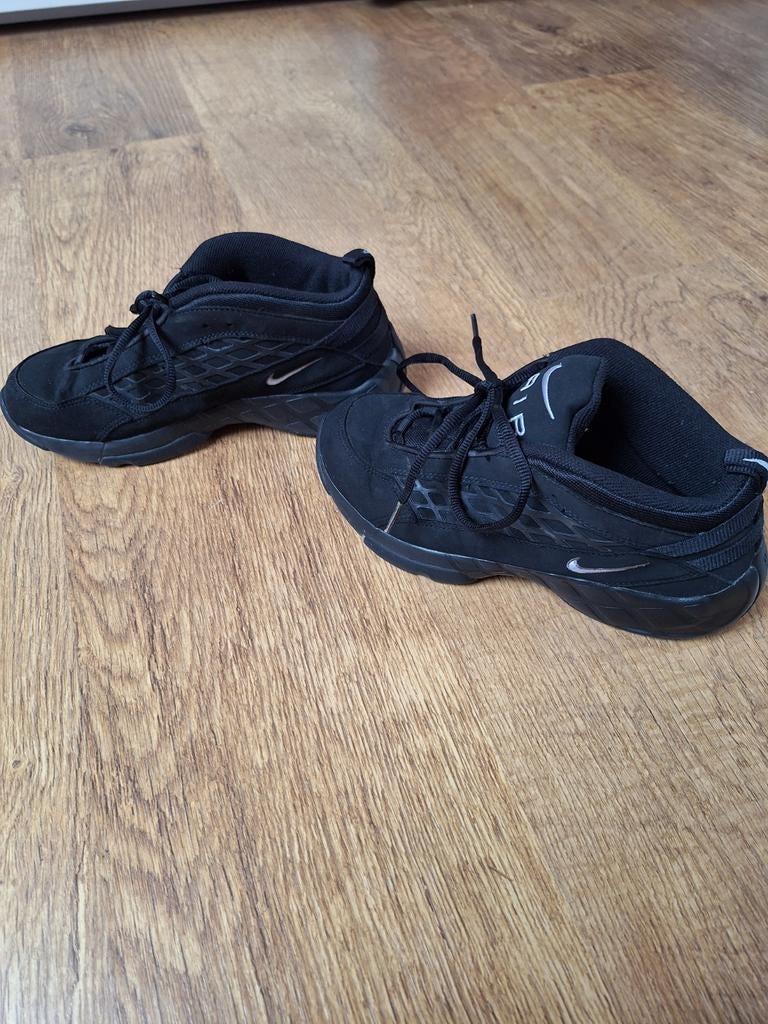 Dames sportschoenen. Nike. Maat 38,5., Ophalen