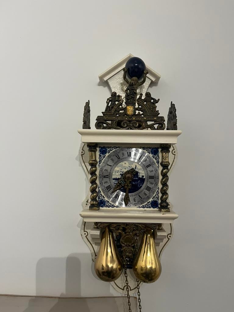 Antieke Wandklok met Delftse Motieven, Ophalen, Zo goed als nieuw
