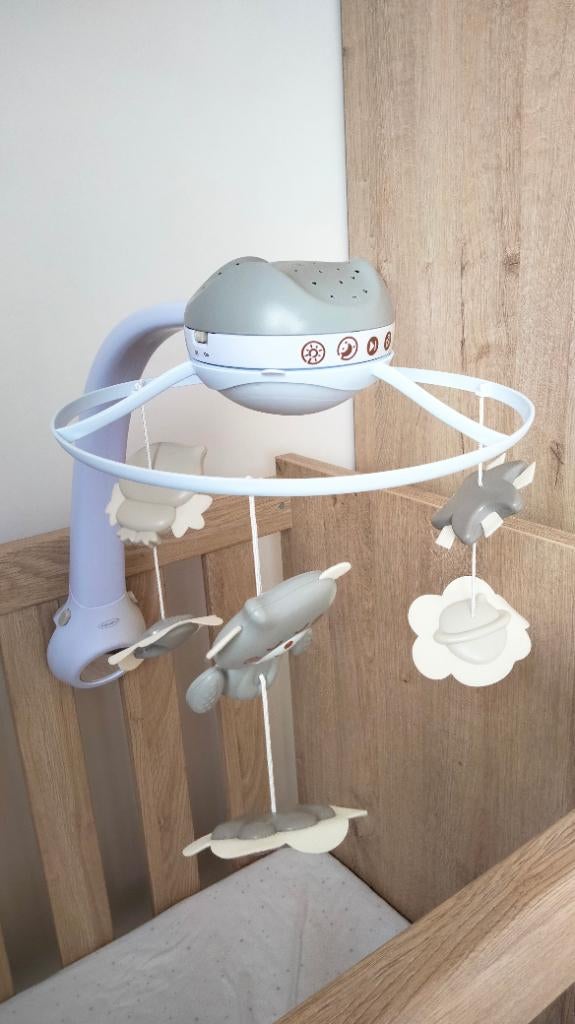 Musical mobiel Infantino, Kinderen en Baby's, Kinderkamer | Inrichting en Decoratie, Gebruikt, Overige typen, Ophalen
