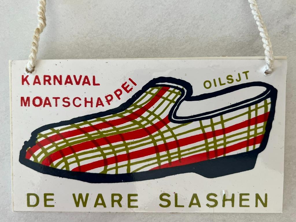Aalst Oilsjt Carnaval De Ware Slashen, Ophalen