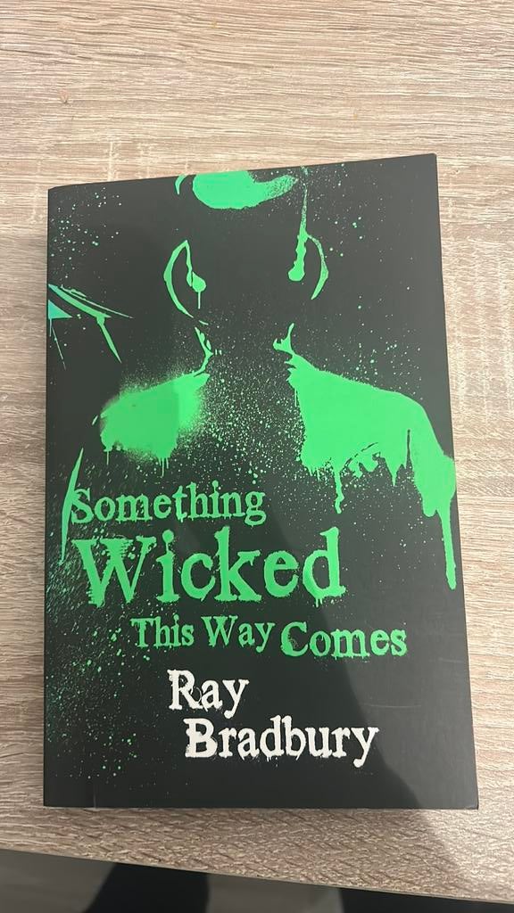 Ray Bradbury - Something wicked this way comes, Ophalen of Verzenden, Zo goed als nieuw