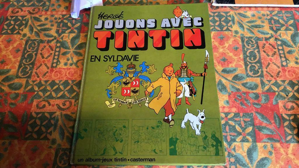 Jouons avec tintin (z6), Eén stripboek, Ophalen of Verzenden, Gelezen, Hergé