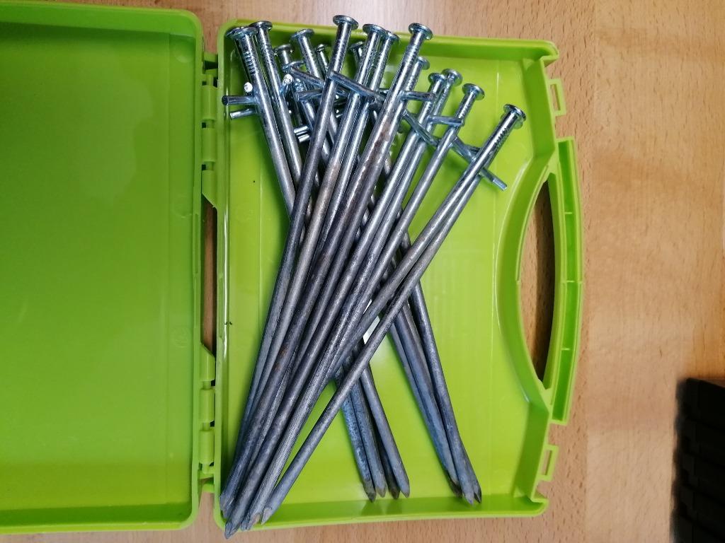 Mallette avec piquets clous 20 piéces - Via Mondo, Enlèvement ou Envoi, Comme neuf