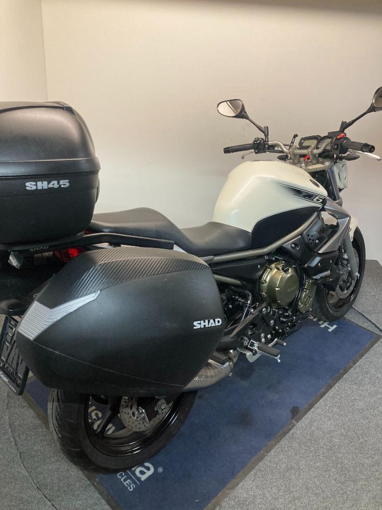 Yamaha XJ 6 MY'11 ref. LS 3211, 4 cilinders, Motorrijbewijs A, Bedrijf, Meer dan 35 kW
