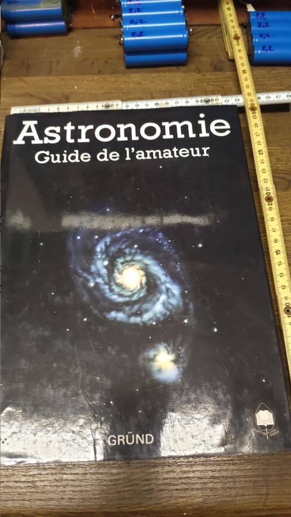 Astronomie, Guide de l'amateur., Boeken, Ophalen of Verzenden, Gelezen
