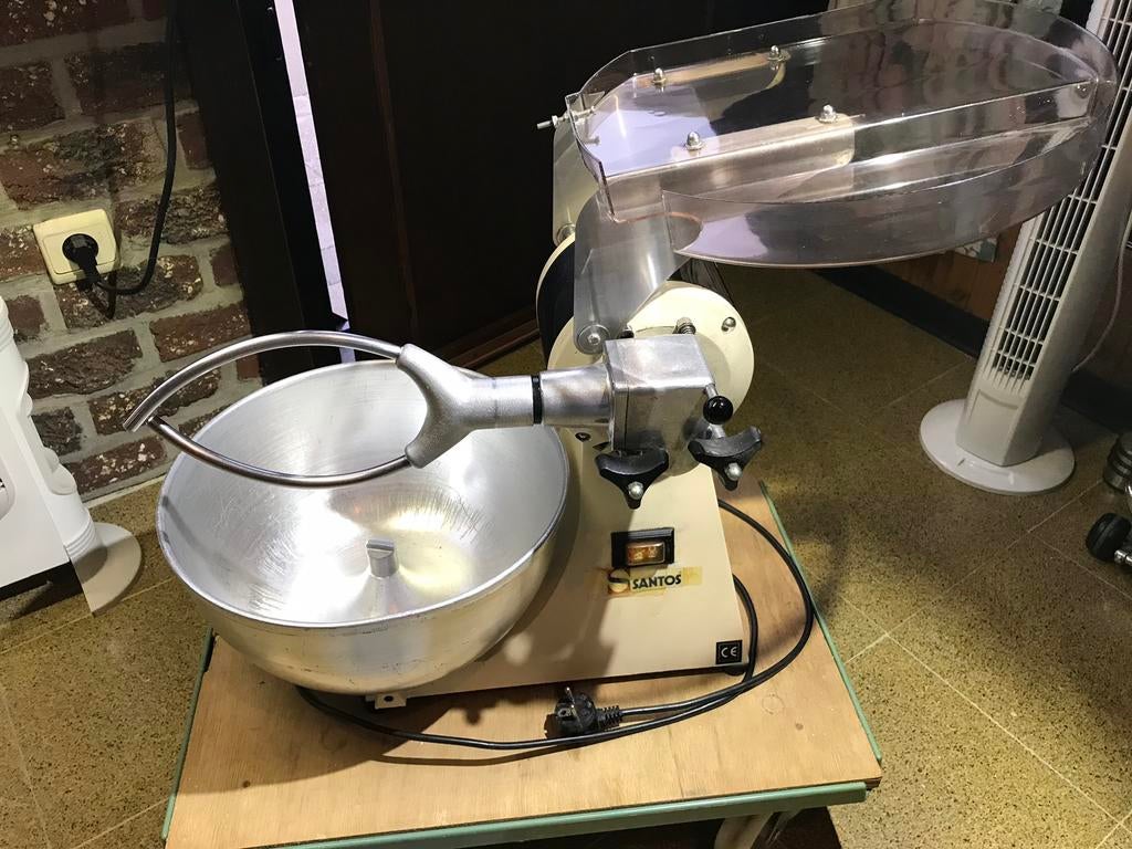 Deegkneder/broodkneder (10ltr), Elektronische apparatuur, Keukenmixers, 4 liter of meer, Ophalen, Gebruikt