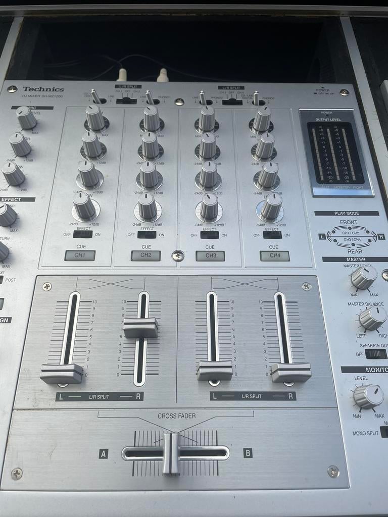 DJ SET Technics 2x cd speler en mengpaneel, Enlèvement, Technics