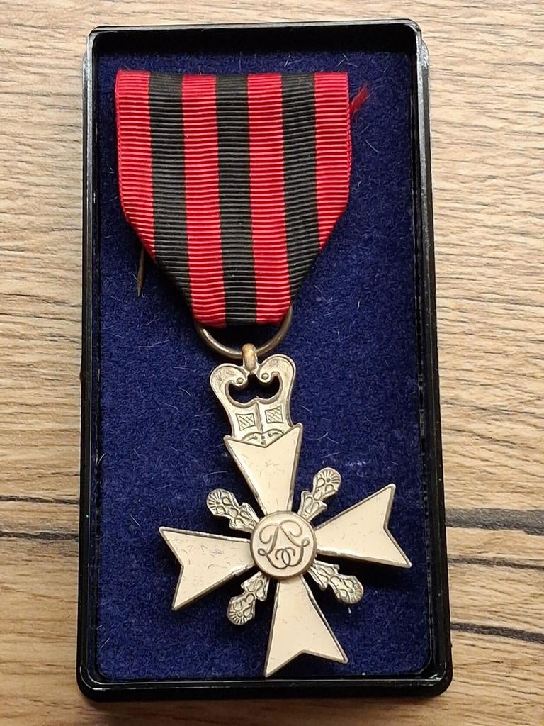 Médaille : insigne d'honneur civil belge, Envoi