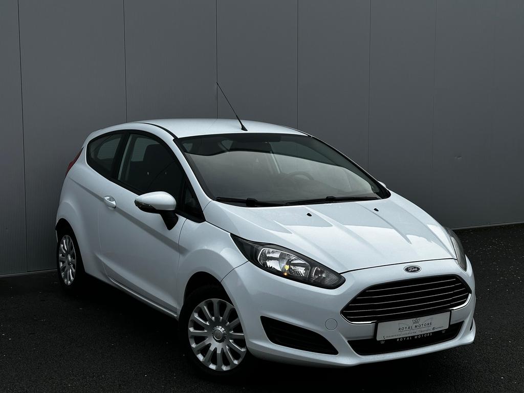 Ford Fiesta 1.25 Trend-seulement 125.000 km 09/2014 GAR.1AN, Autos, Ford, Entreprise, Achat, Fiësta, ABS, Airbags, Air conditionné
