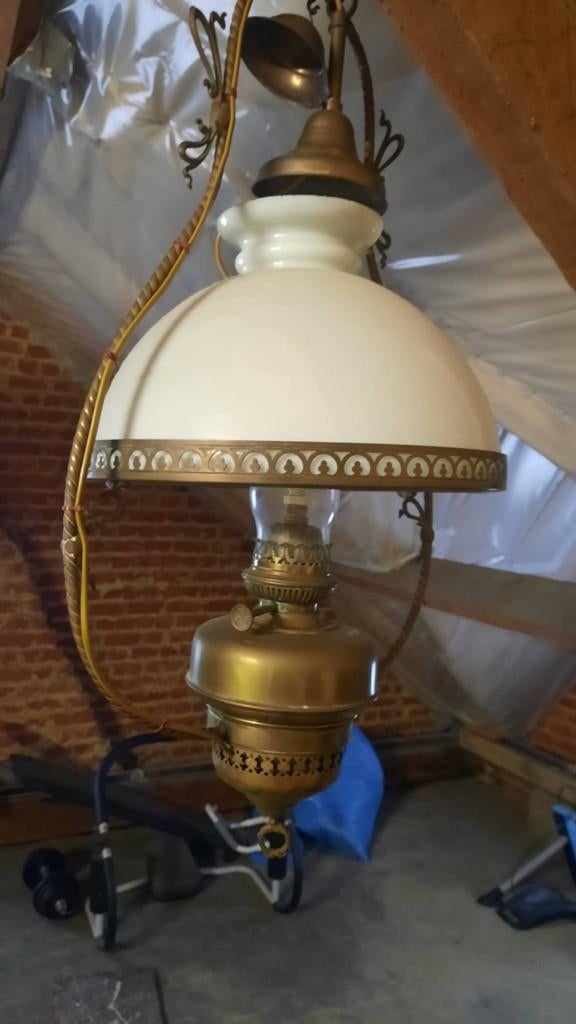 koperen luster, Enlèvement