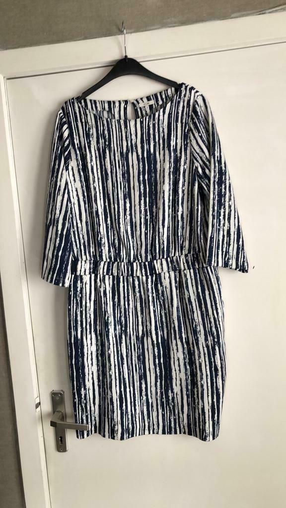 Kiomi jurk blauw wit maat 42, Kleding | Dames, Ophalen of Verzenden, Nieuw, Maat 42/44 (L), Blauw