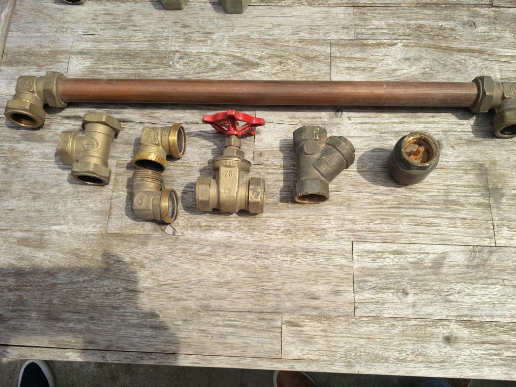Diverses pièces de plomberie eau et gaz, Bricolage & Construction, Enlèvement, Utilisé