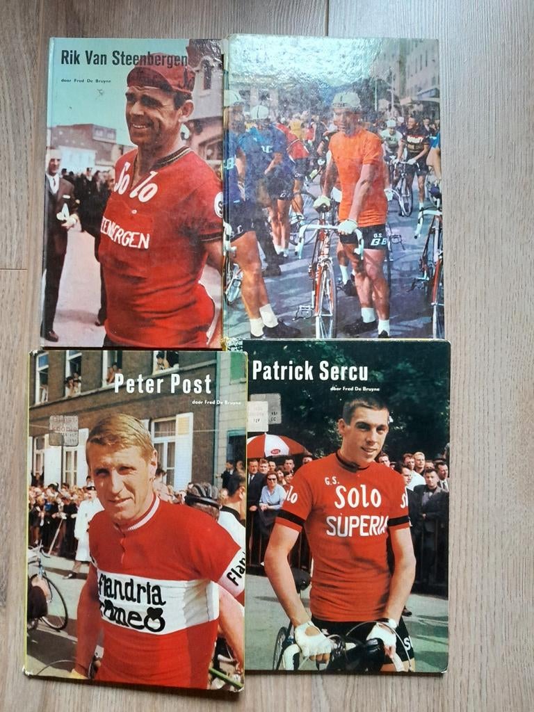 De kampioenenreeks Van Looy, Van Steenbergen, Post en Sercu, Boeken, Ophalen of Verzenden, Zo goed als nieuw