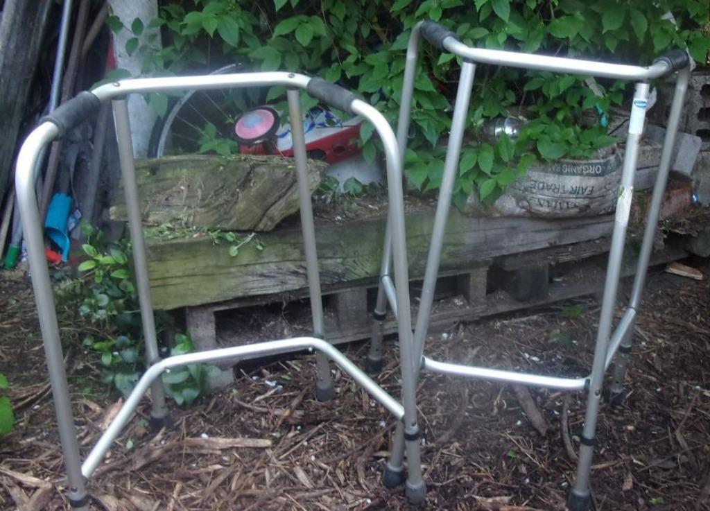 déambulateur cadre de marche invacare, Divers, Enlèvement ou Envoi