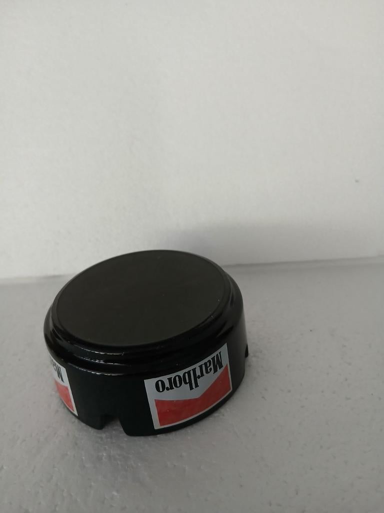 Kleine MARLBORO asbak in perfecte staat, Ophalen of Verzenden, Zo goed als nieuw, Asbak