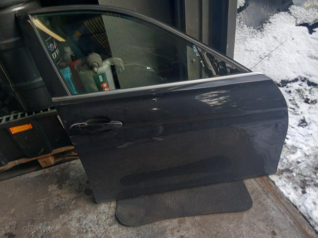 Passagiersvoordeur rechts

Voor BMW 3-serie F30 F31 F80 M3, Auto-onderdelen, Voor, BMW, Deur