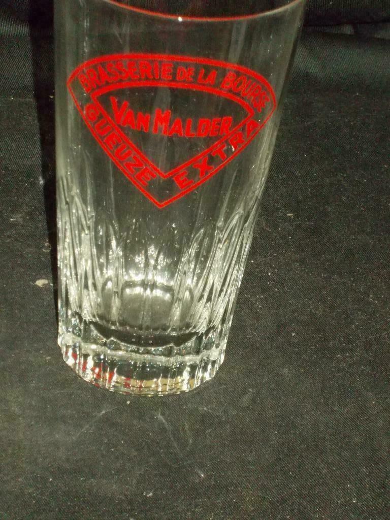 Gueuze.Extra.Kriek. Brasserie De La Bourse.Van Malder, Verzamelen, Biermerken, Ophalen of Verzenden, Zo goed als nieuw, Glas of Glazen
