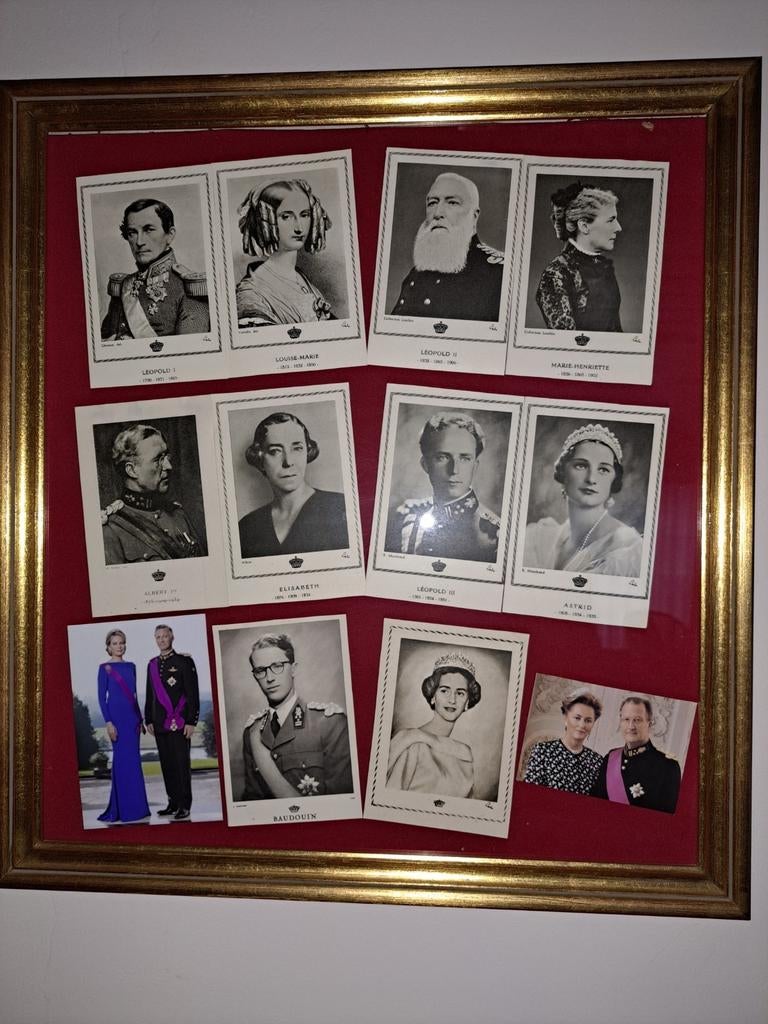 Te koop : Kader met fotos van de belgische koningen., Antiek en Kunst, Ophalen of Verzenden