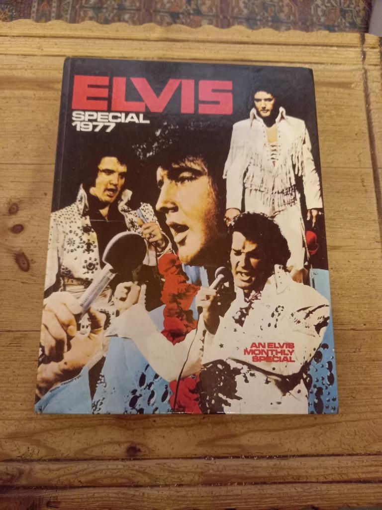 Boek van Elvis Presley, Artiest, World Distributors, Ophalen of Verzenden, Zo goed als nieuw
