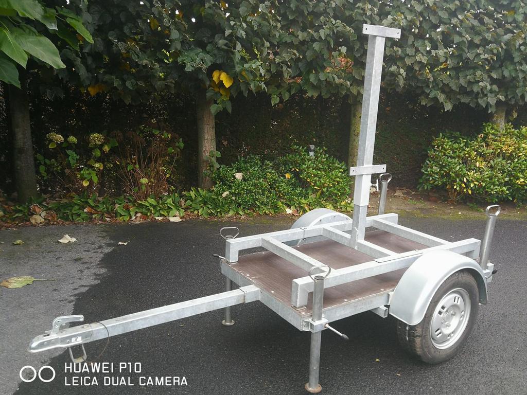 Aanhangwagen voor ledscherm of publiciteitspaneel, Autos : Divers, Remorques Pièces, Utilisé, Enlèvement