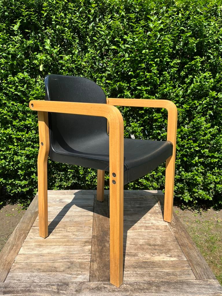 Moderne fauteuil van THONET, Enlèvement