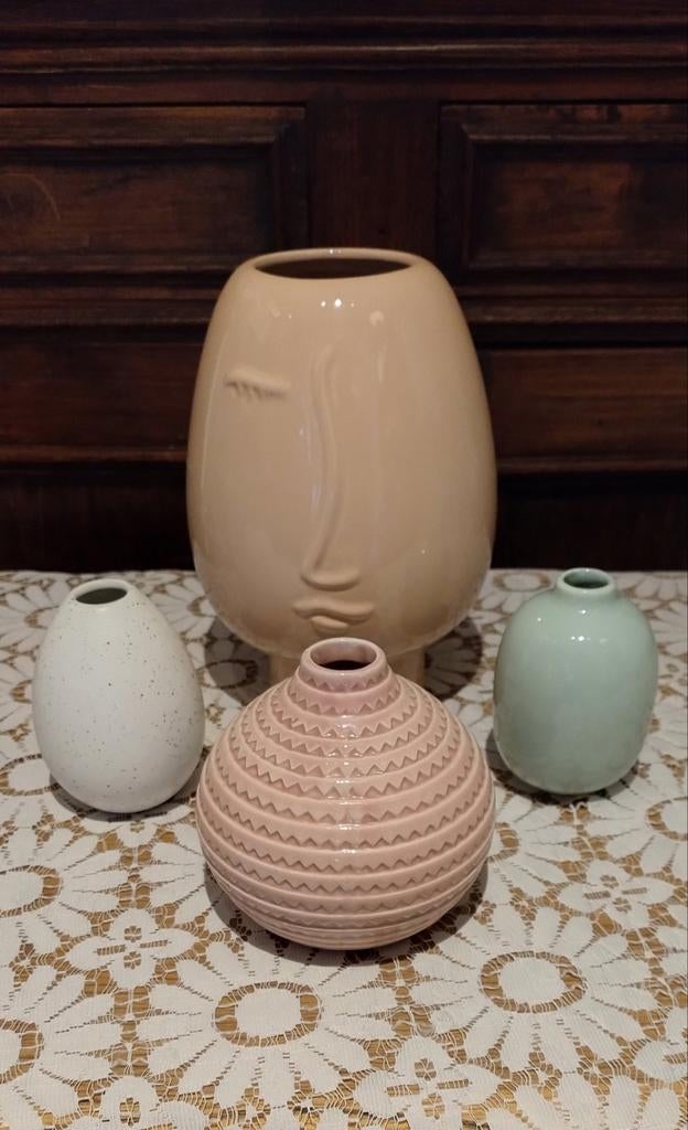 4 vases modernes, Enlèvement ou Envoi, Comme neuf