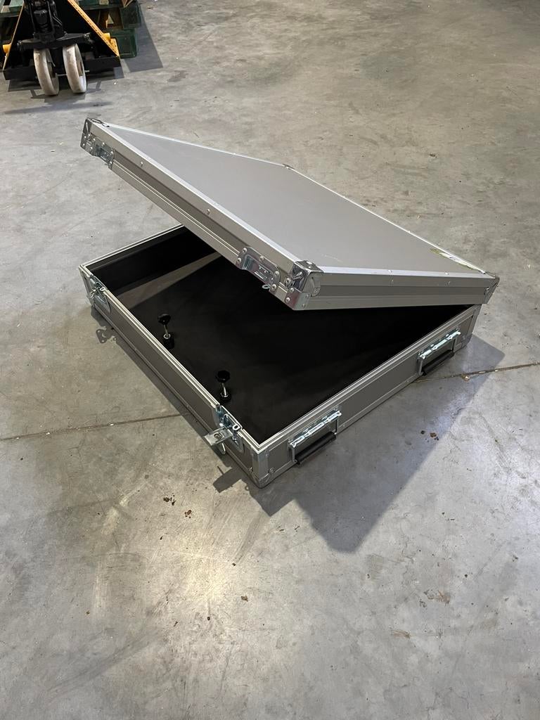 flight case 750 x 640 x 180, Muziek en Instrumenten, Ophalen, Zo goed als nieuw