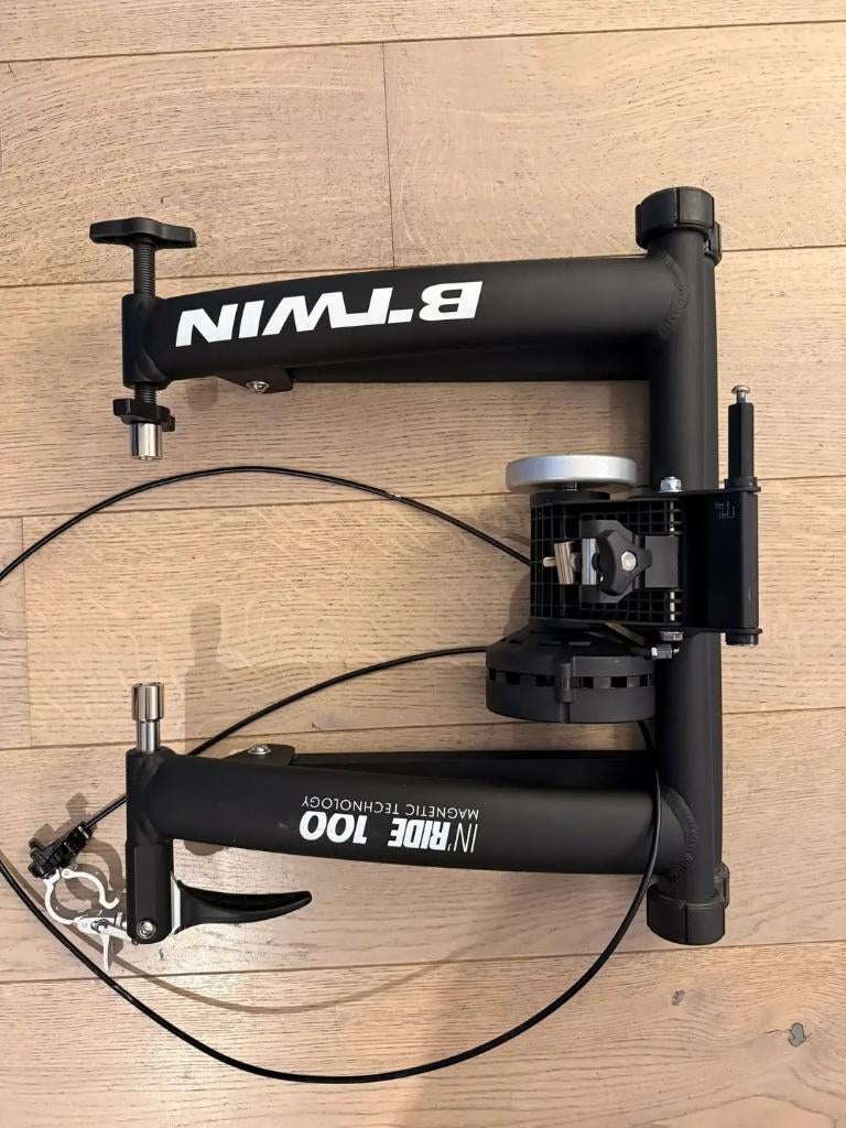 Rouleaux de vélo Roller trainer btwin 100, Sports & Fitness, Cyclisme, Enlèvement, Comme neuf, Autres types