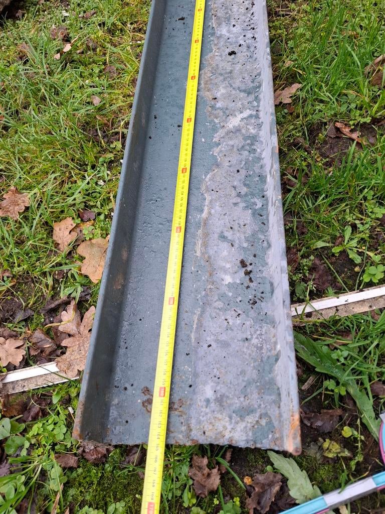 2x poutrel, Doe-het-zelf en Bouw, Ophalen of Verzenden
