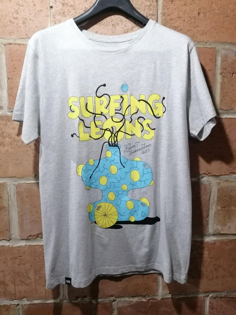 Tee shirt Tomorrow land, Enlèvement ou Envoi, Porté, Taille 48/50 (M), Gris