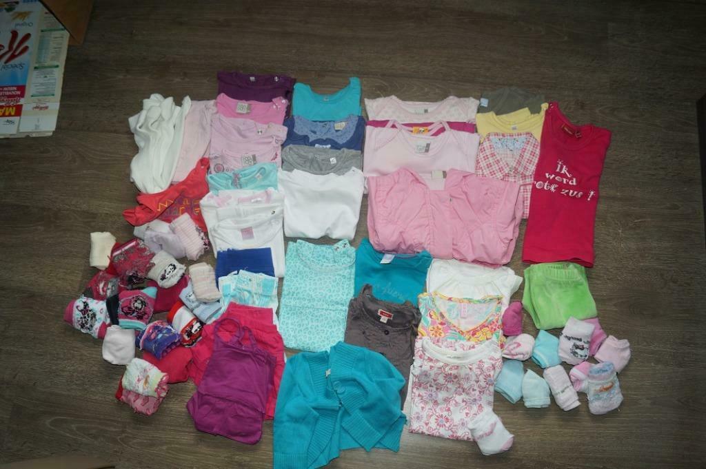 Pakket kleertjes meisjes maat 74 (ongeveer 35 st + sokjes), Ophalen of Verzenden, Gebruikt, Meisje, Setje