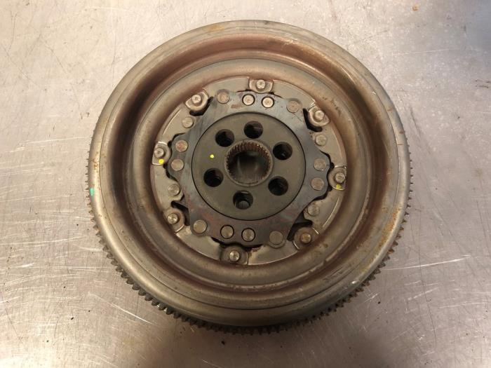 Dubbele massa vliegwiel van een Volkswagen Touran, Gebruikt, -, Volkswagen, -