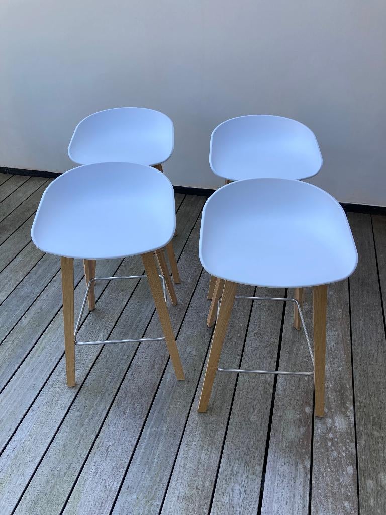 4 eikenhouten AAS32 krukken van Hay, 4 krukken, Ophalen