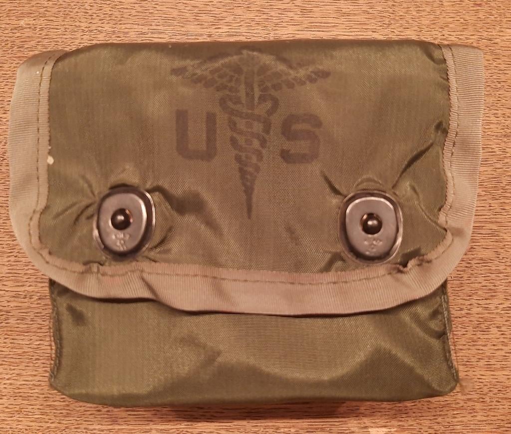trousse de premiers secours dans la jungle de l'armée améric, Collections, Enlèvement ou Envoi