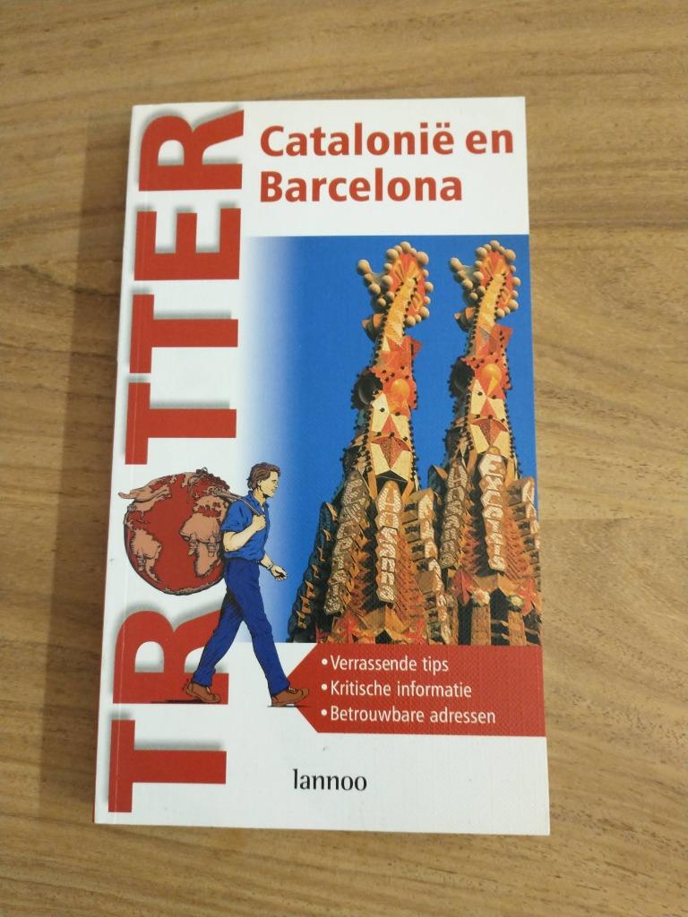 TROTTER - Catalonië en Balcelona - Lannoo, Boeken, Ophalen of Verzenden, Gelezen, Reisgids of -boek, Trotter