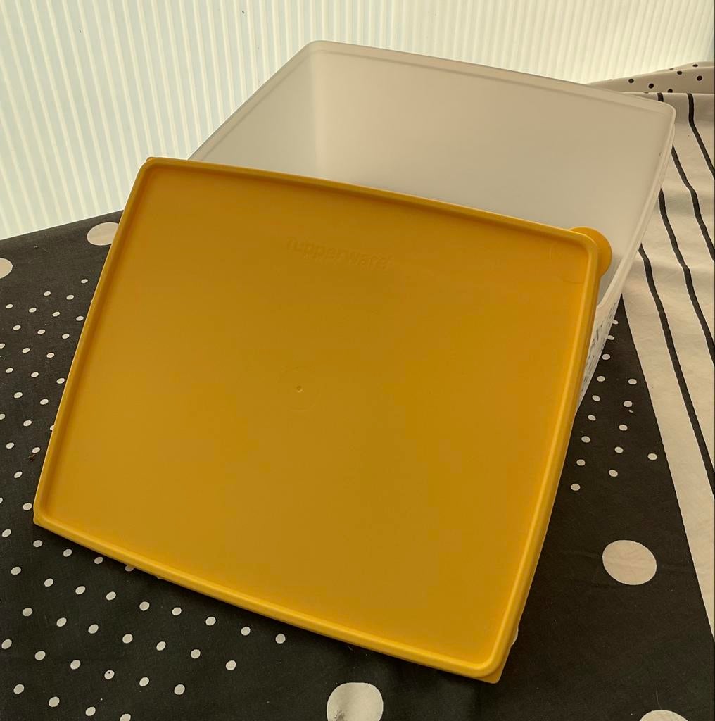 Tupperware diepvries doos hoog, Ophalen of Verzenden, Nieuw, Geel, Bak of Kom