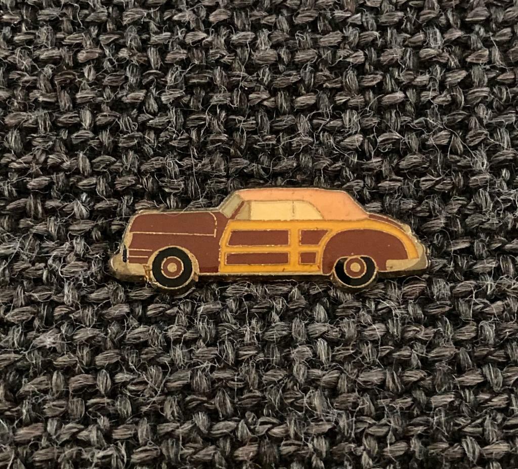 PIN - AUTO - CAR - VOITURE, Verzenden, Gebruikt, Transport, Speldje of Pin