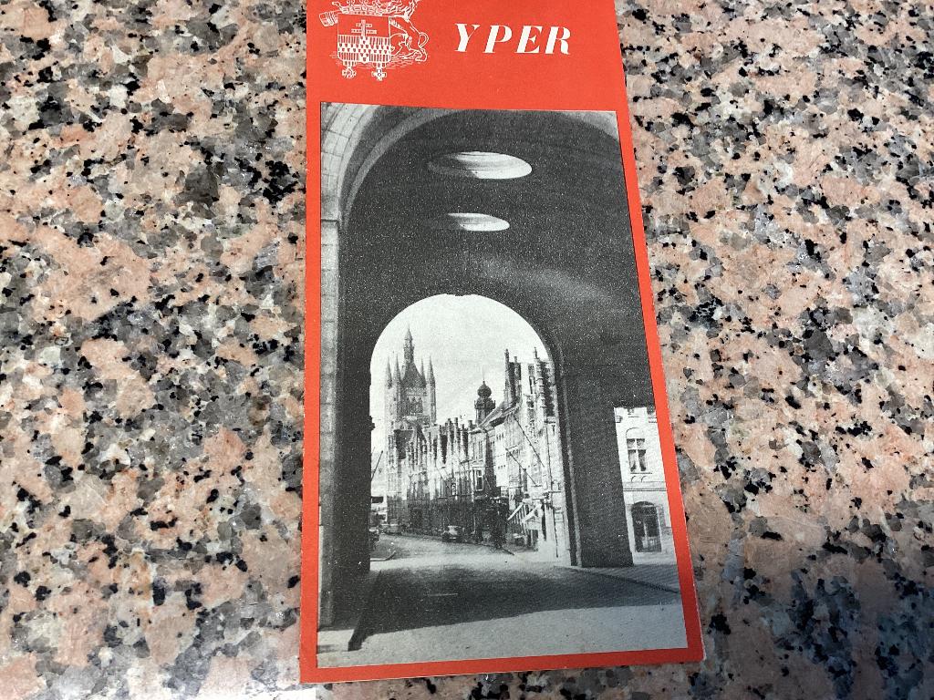 Oude toerisme folder IEPER, Ophalen of Verzenden, Gebruikt