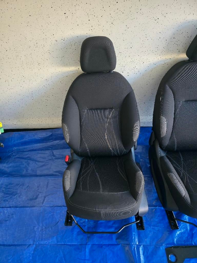 Puegeot 208 bustuerder zetel, Auto-onderdelen, Ophalen
