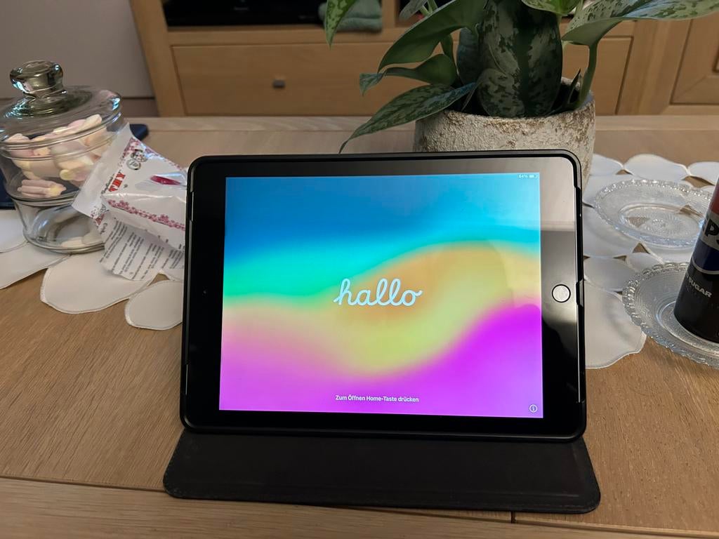 Te koop ipad 6 generatie, Computers en Software, Apple iPads, Ophalen, Gebruikt