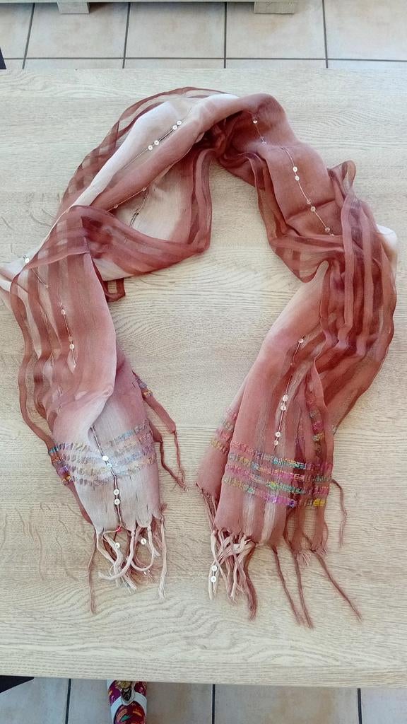 Lange sjaal/pareo met strass, Ophalen of Verzenden, Gedragen, Sjaal