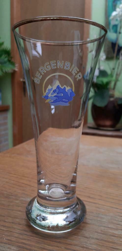 12 glazen Bergenbier fluitglas, Verzamelen, Ophalen of Verzenden, Nieuw, Bierglas