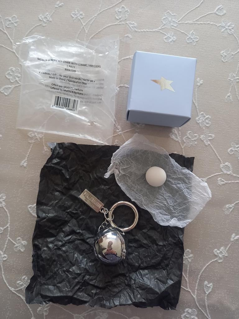 Mugler draagbare sleutelhanger met diffuser, Ophalen of Verzenden